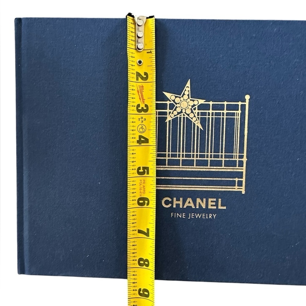 Chanel Coffee Table Book Fine Jewelry Picture Book Catalog 2023 - Picture 5 of 7